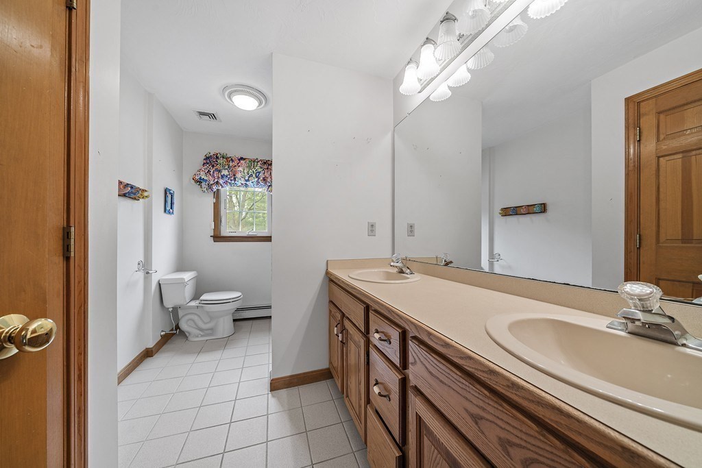 15 Kensington Dr, Canton, MA 02021 - Image 16