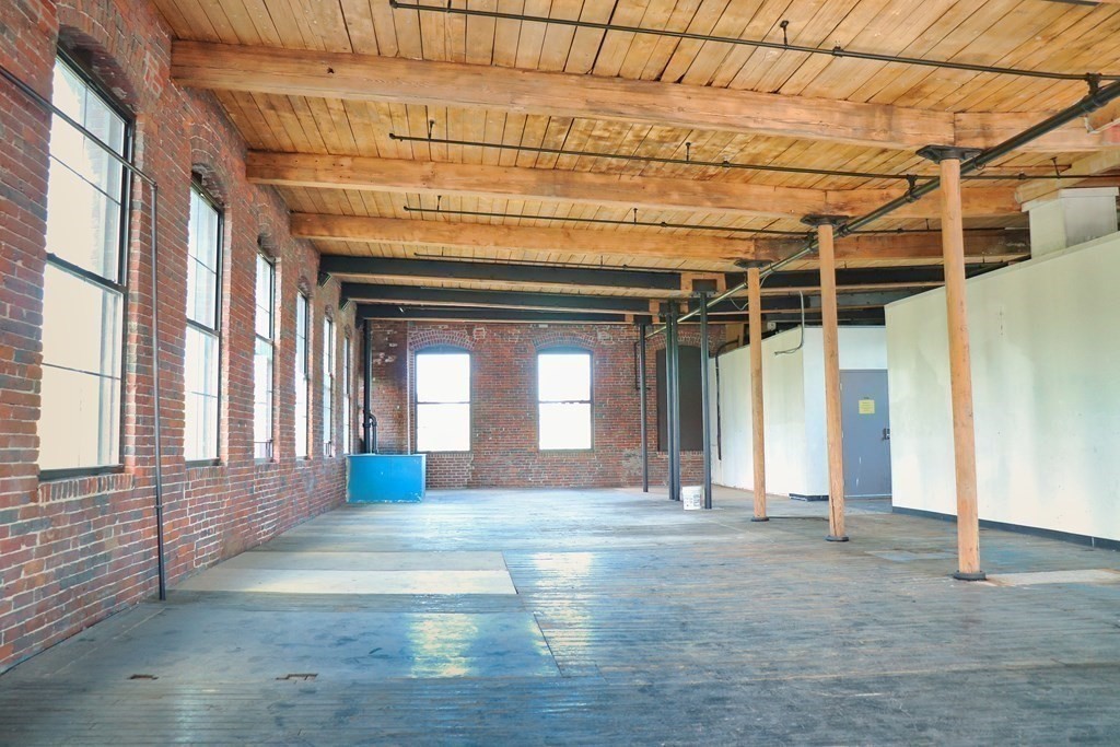 81 Holly Street, Lawrence, MA 01841 - Image 14