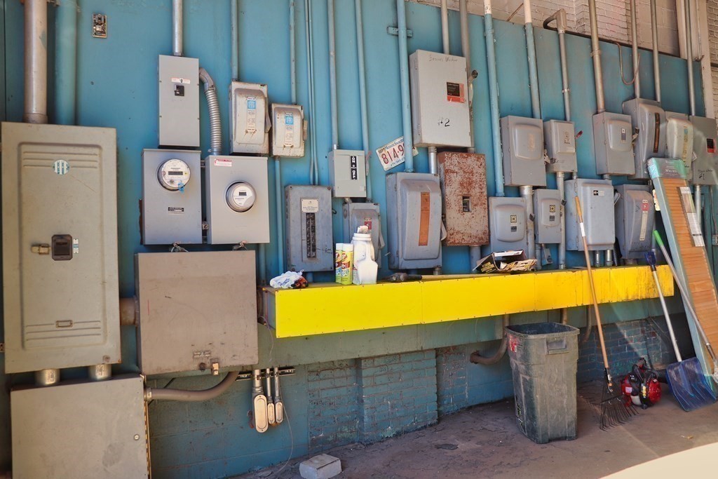 81 Holly Street, Lawrence, MA 01841 - Image 16