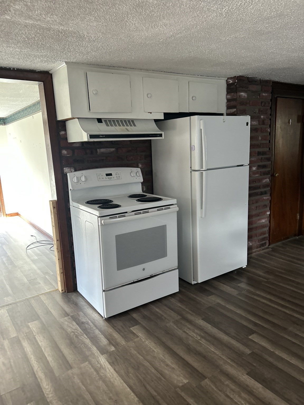 72 Homeward Ave, Uxbridge, MA 01569 - Image 4