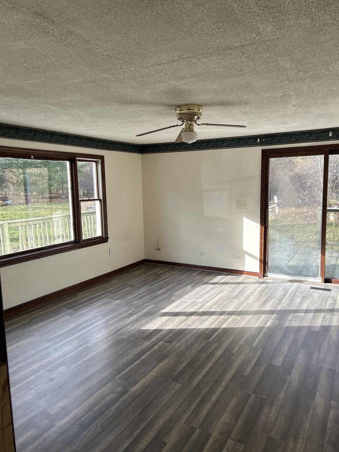 72 Homeward Ave, Uxbridge, MA 01569 - Image 5