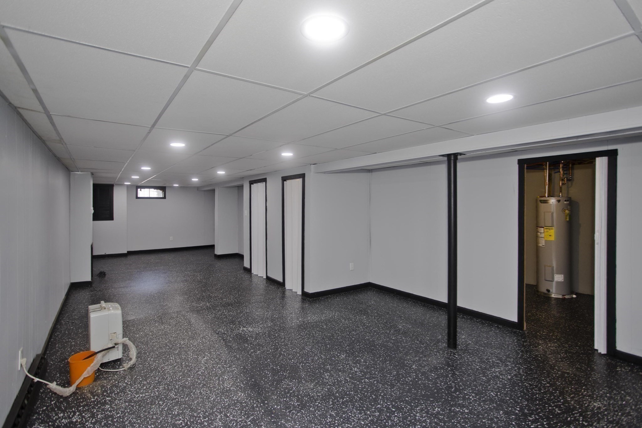 211 Glenoak Drive, Springfield, MA 01129 - Image 27