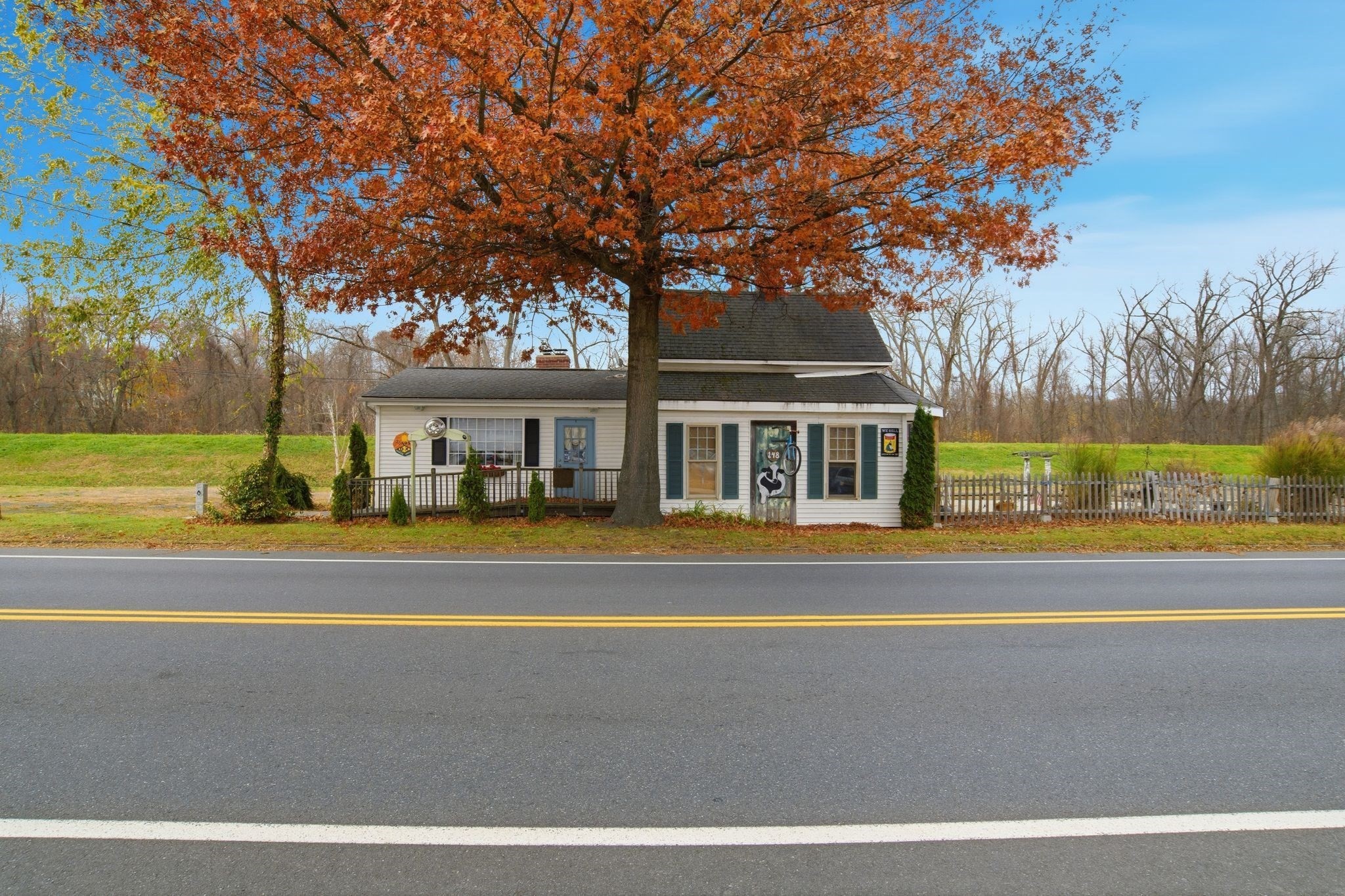 148 River St, West Springfield, MA 01089 - Image 1