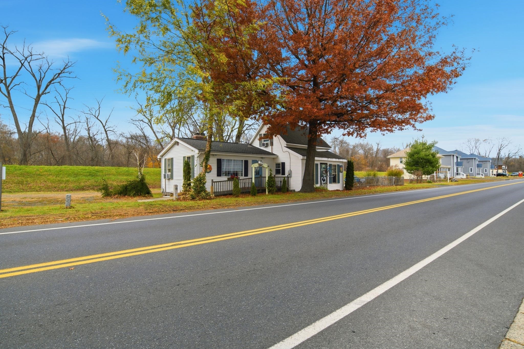 148 River St, West Springfield, MA 01089 - Image 2