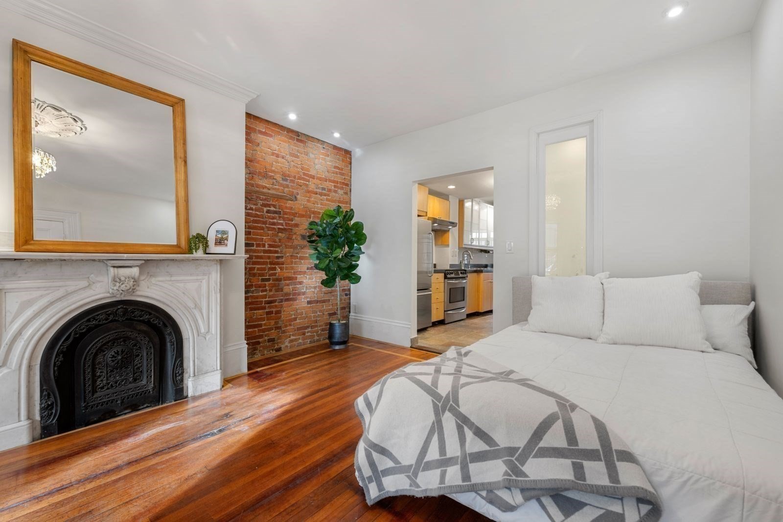15 Concord Sq Unit A, South End, Boston, MA 02118 - Image 7