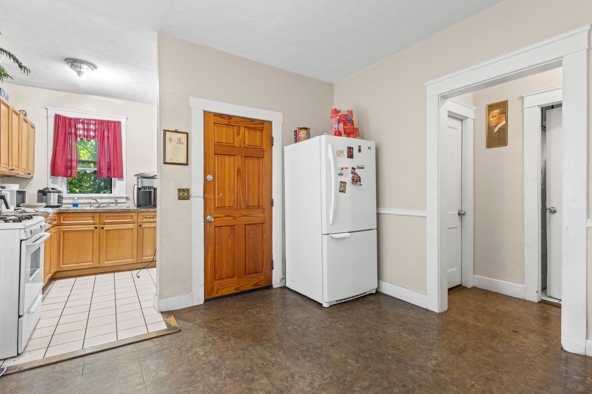 23 Richter St, Providence, RI 02908 - Image 22