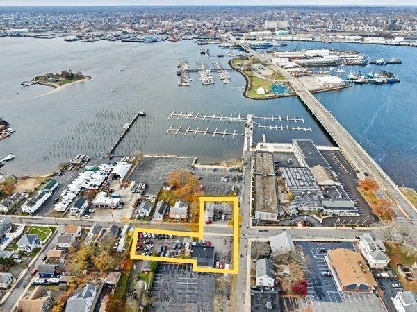 98 Middle St Unit 1 and 2, Fairhaven, MA 02719 - Image 1