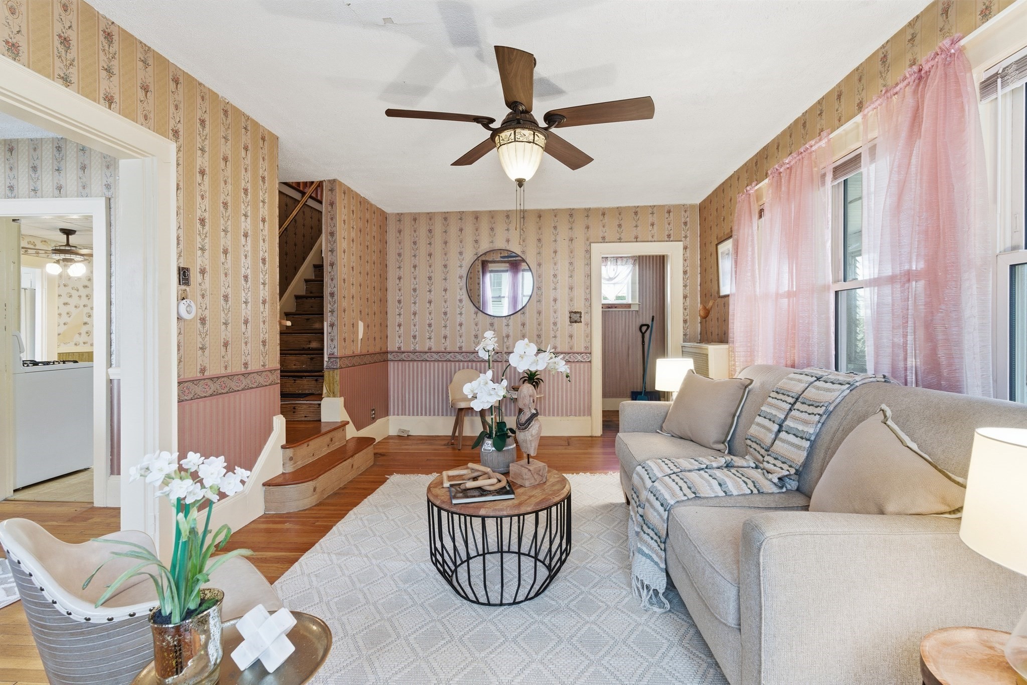 284 Beacon St, Lowell, MA 01850 - Image 4