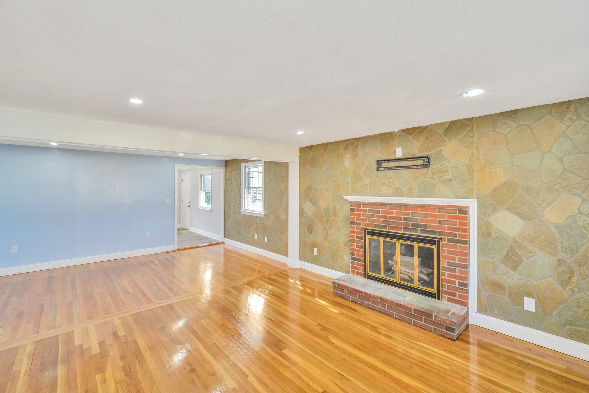 10 Fitzpatrick Ave, Brockton, MA 02301 - Image 15