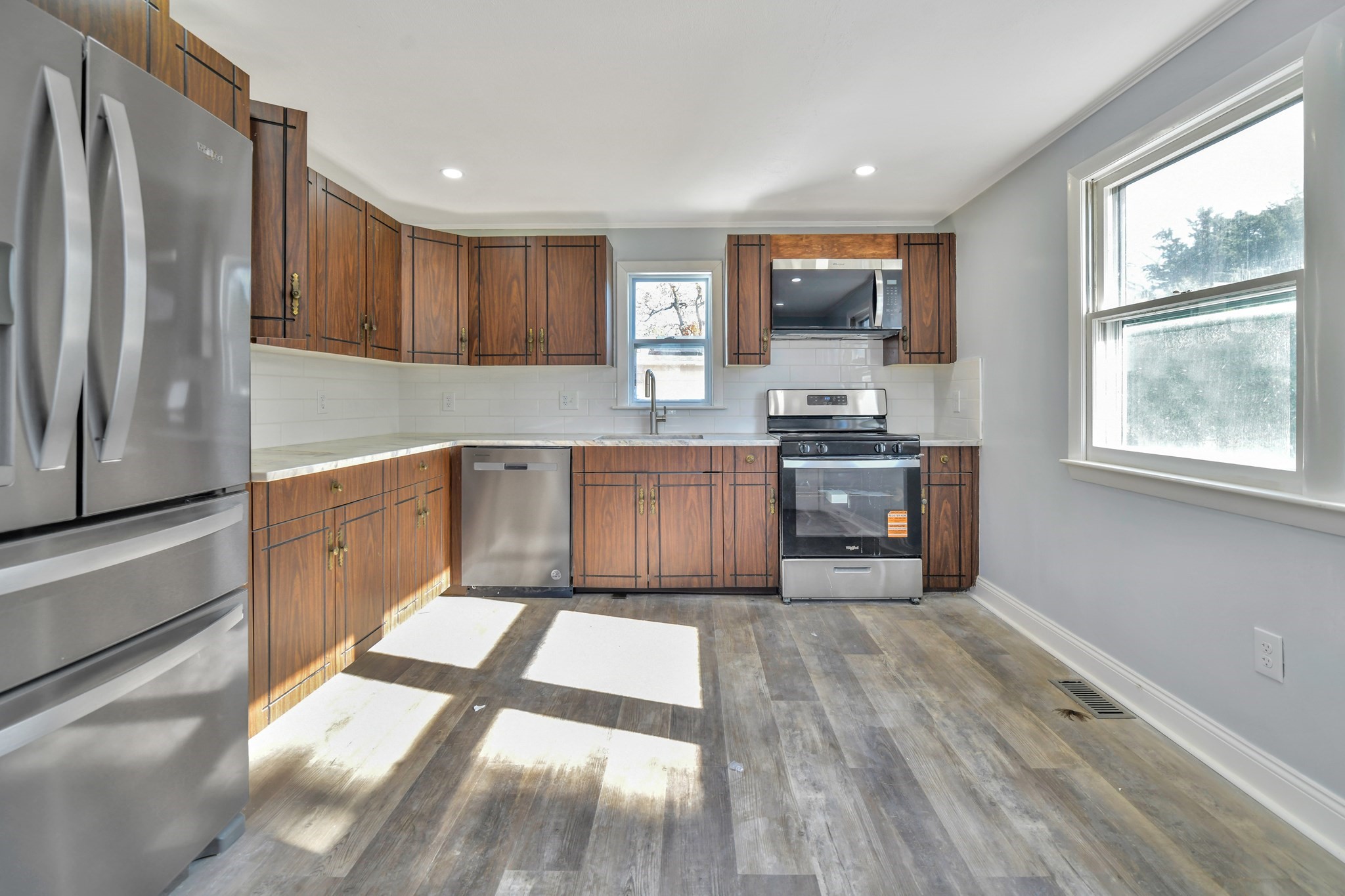 10 Fitzpatrick Ave, Brockton, MA 02301 - Image 8