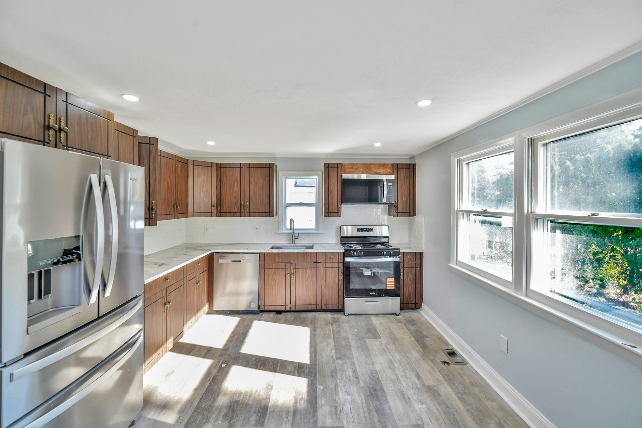 10 Fitzpatrick Ave, Brockton, MA 02301 - Image 9