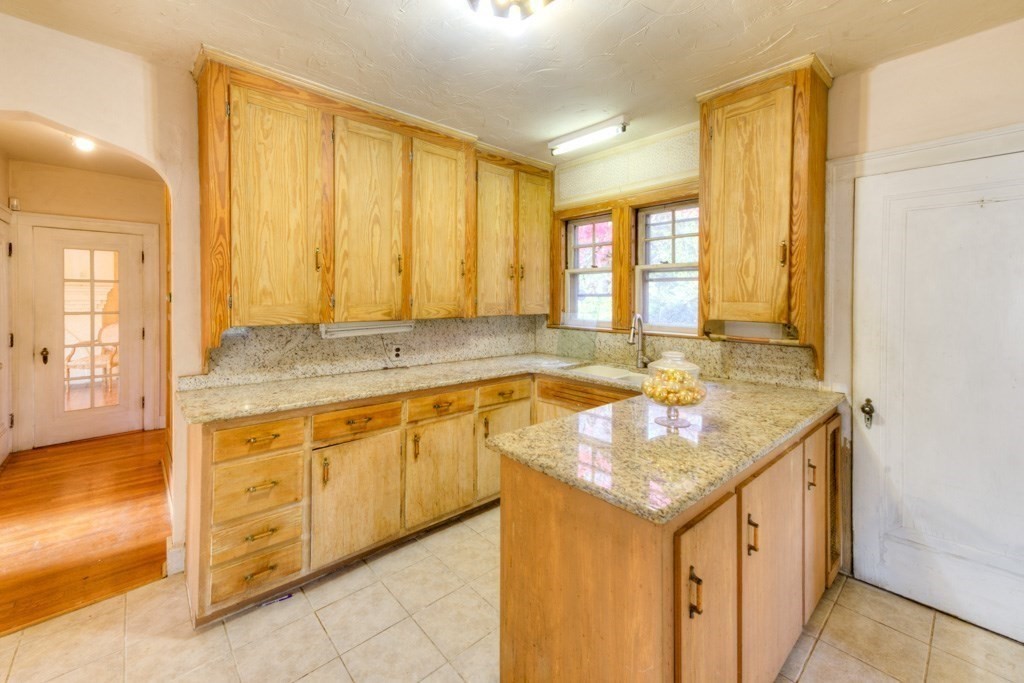 24 Hadwen Road, Worcester, MA 01602 - Image 25