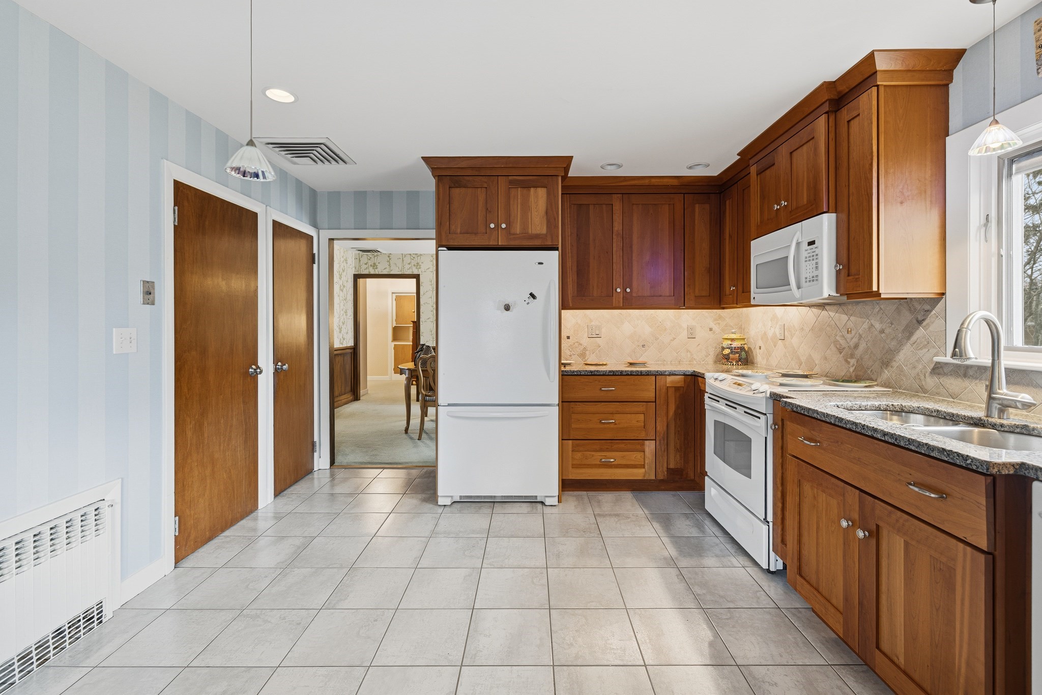 50 Gaywood St, Dartmouth, MA 02747 - Image 13