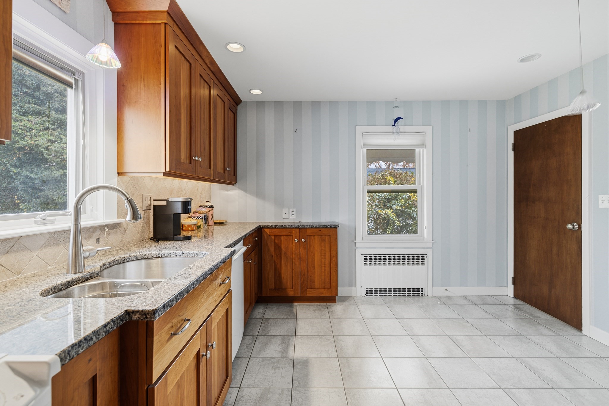 50 Gaywood St, Dartmouth, MA 02747 - Image 17
