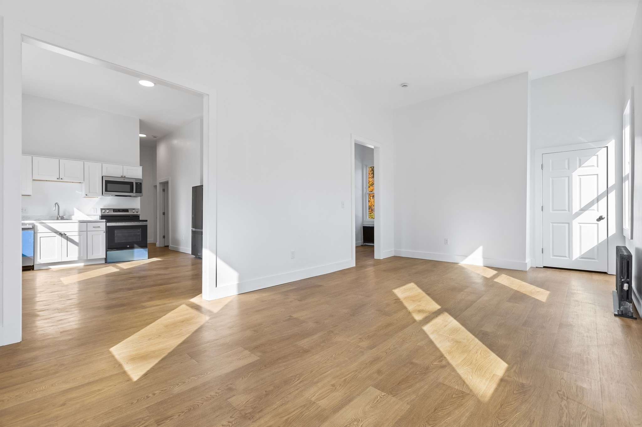 114 Haverhill St, North Reading, MA 01864 - Image 6