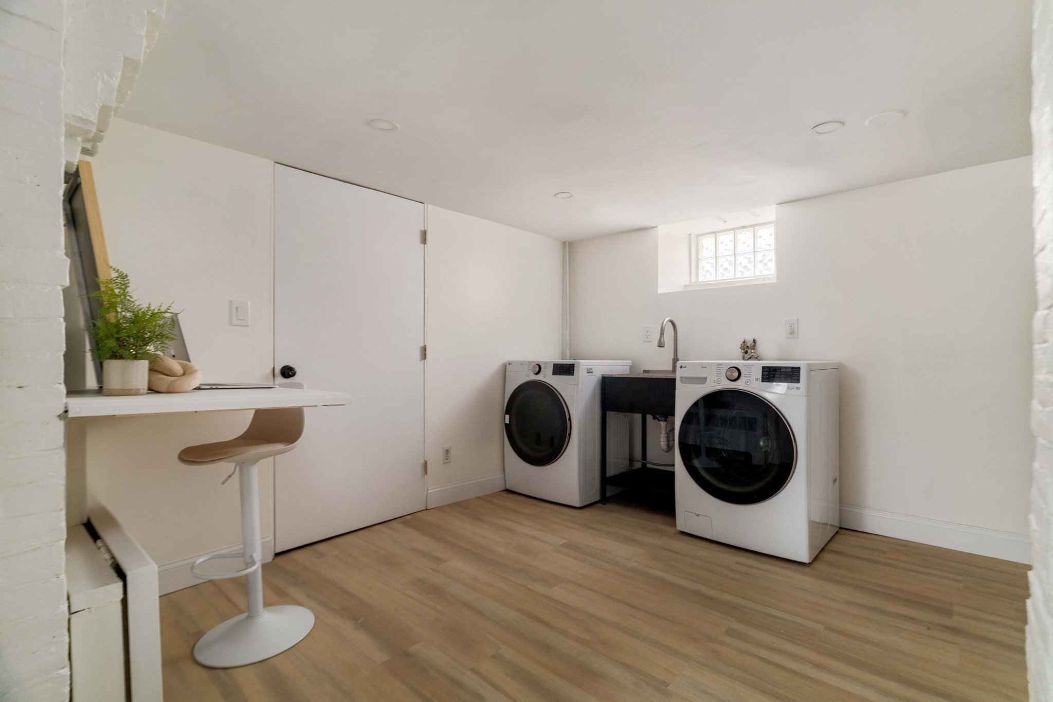 8 Cogswell Ave., Cambridge, MA 02140 - Image 30