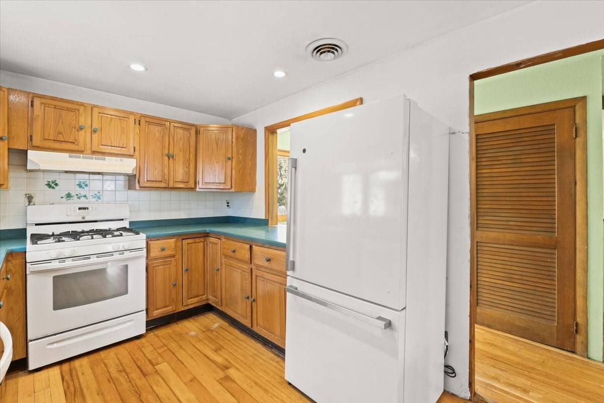 98 Glen Echo Blvd, Stoughton, MA 02072 - Image 24