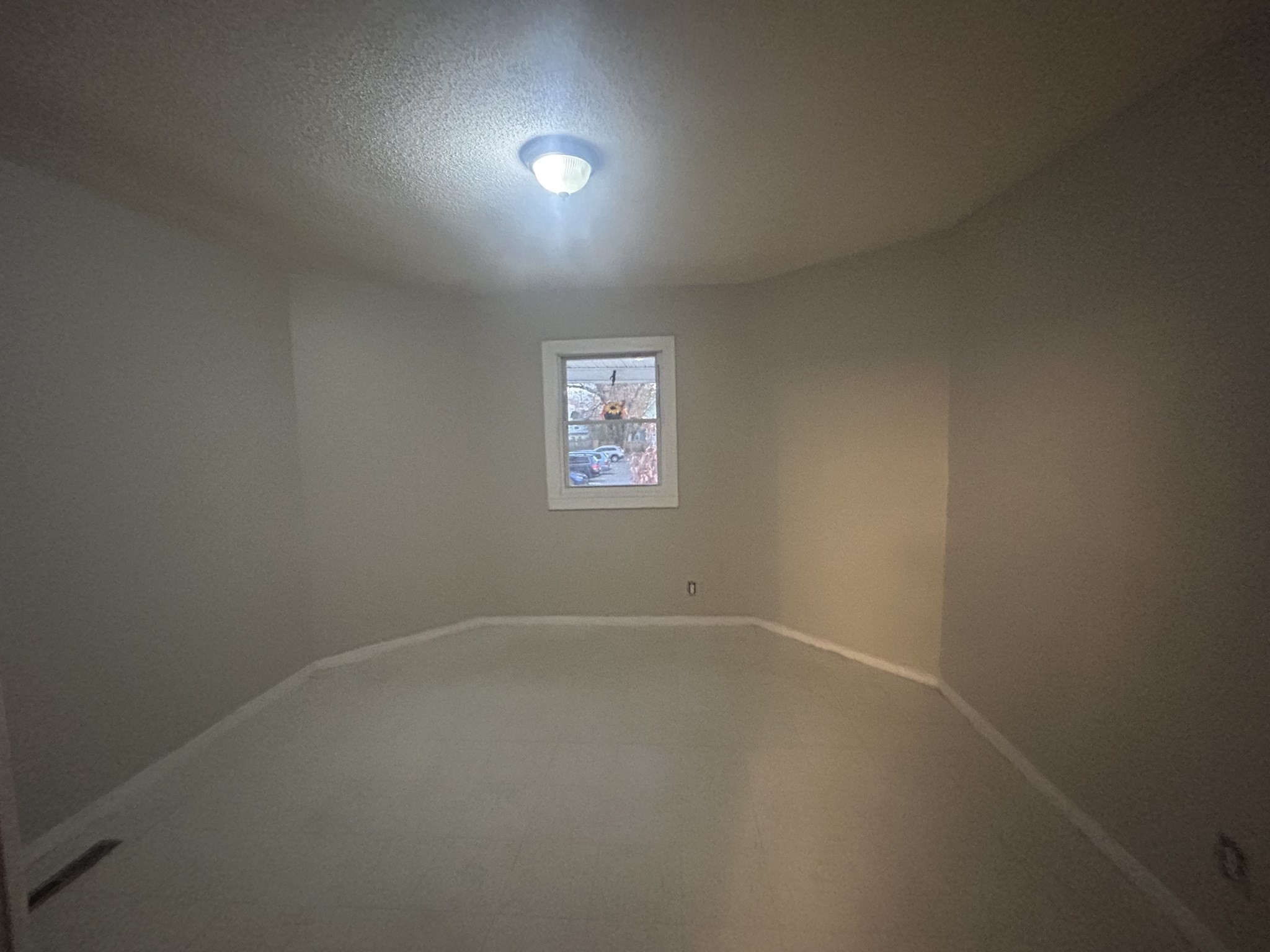 62 Washburn St, Springfield, MA 01107 - Image 8