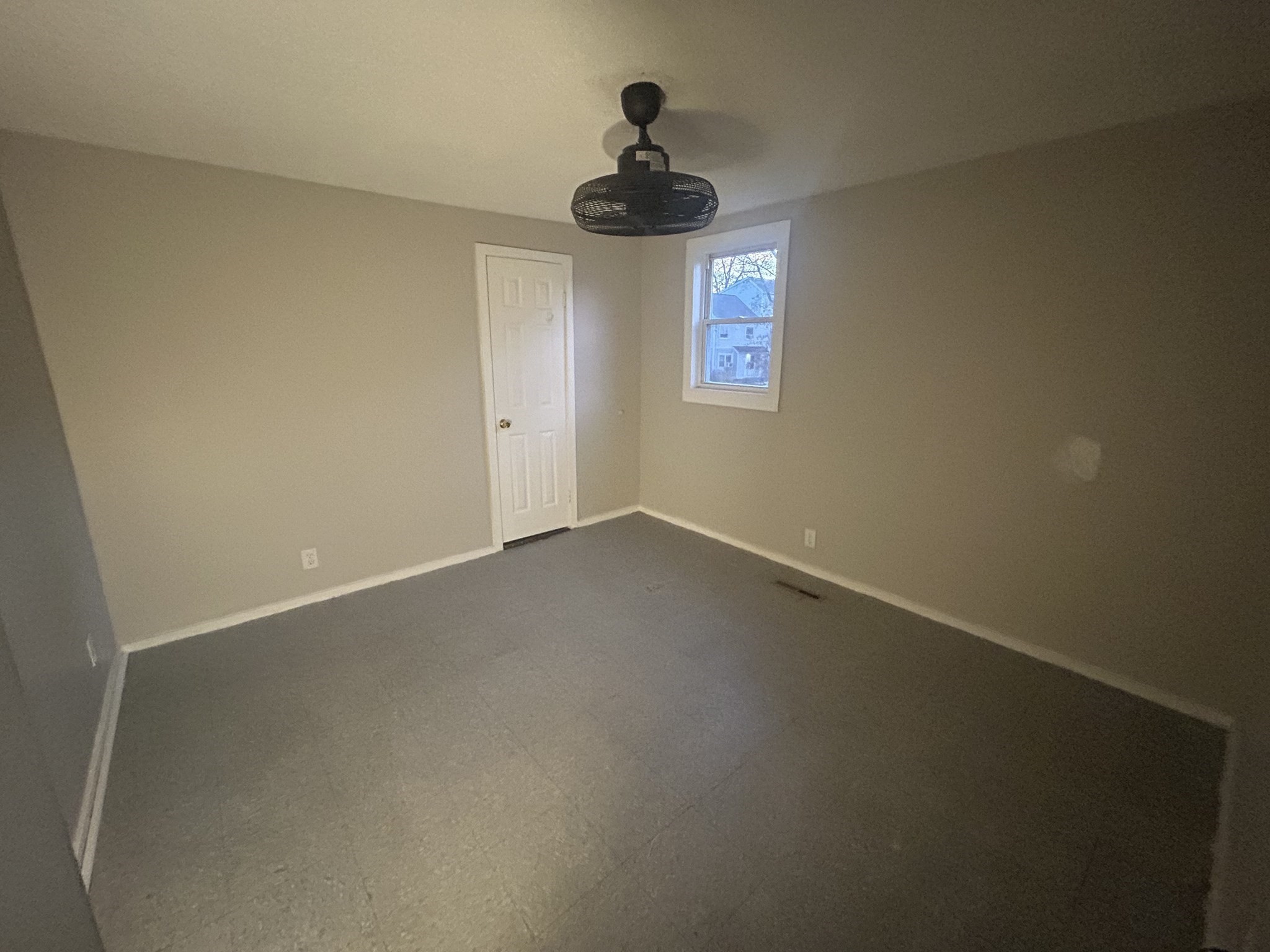 62 Washburn St, Springfield, MA 01107 - Image 9