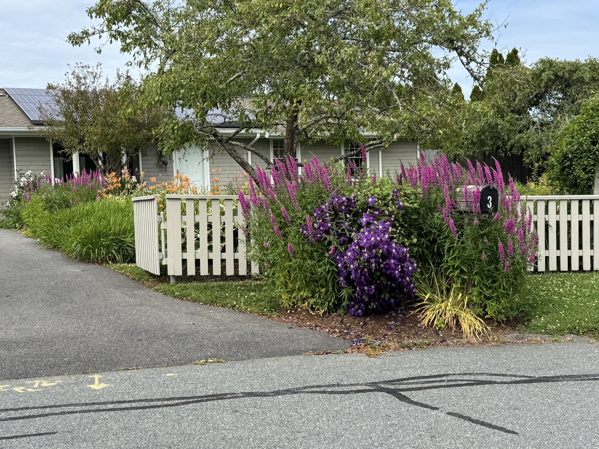 3 Mishawum Drive, Dartmouth, MA 02748 - Image 2