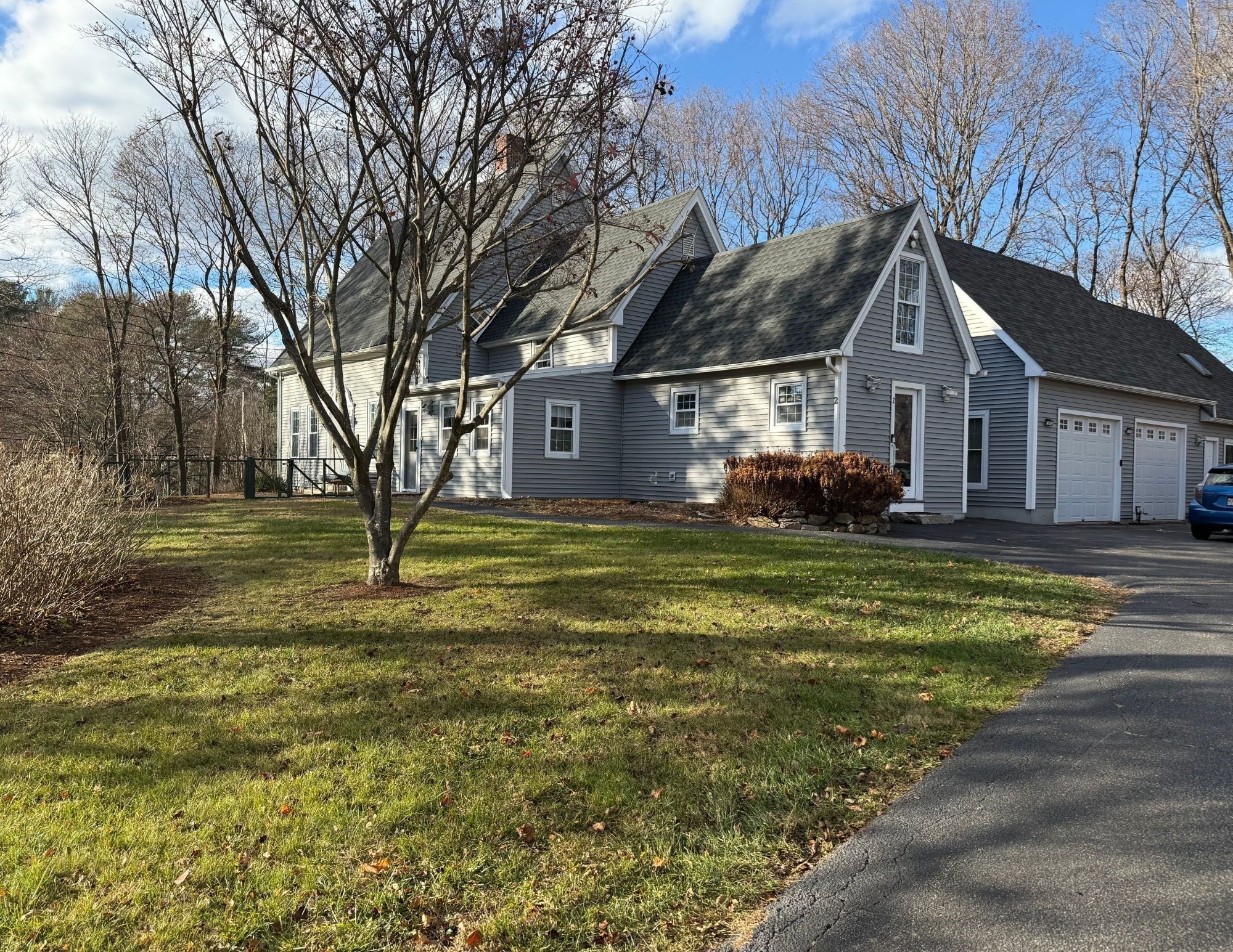 2 C St, Douglas, MA 01516