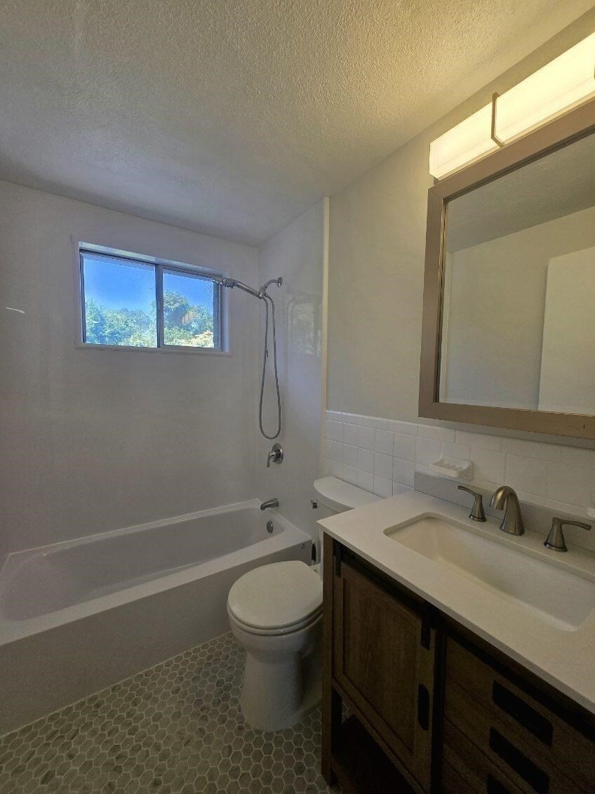 11 Woodcrest Ct Unit 5, Weymouth, MA 02190 - Image 17