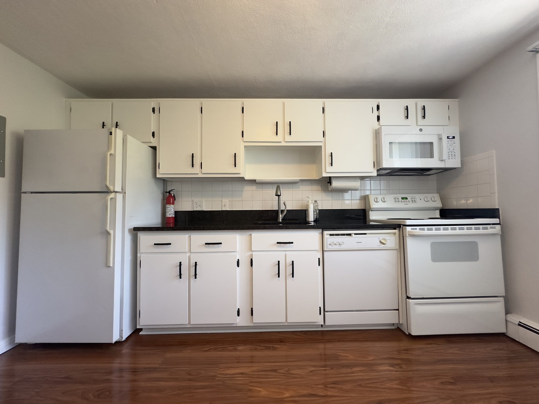 11 Woodcrest Ct Unit 5, Weymouth, MA 02190 - Image 3