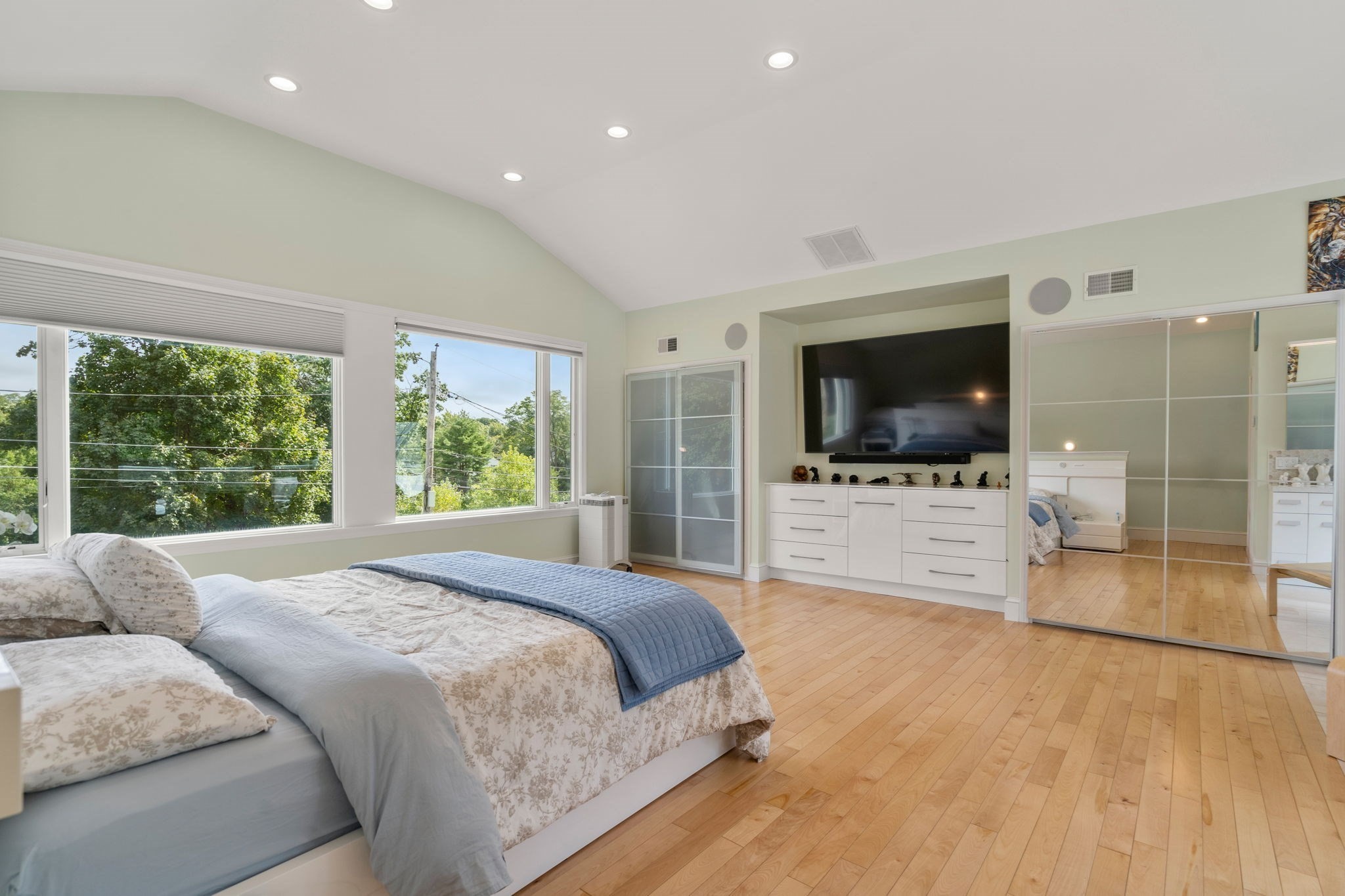 27 Hamilton Pl, Needham, MA 02494 - Image 13