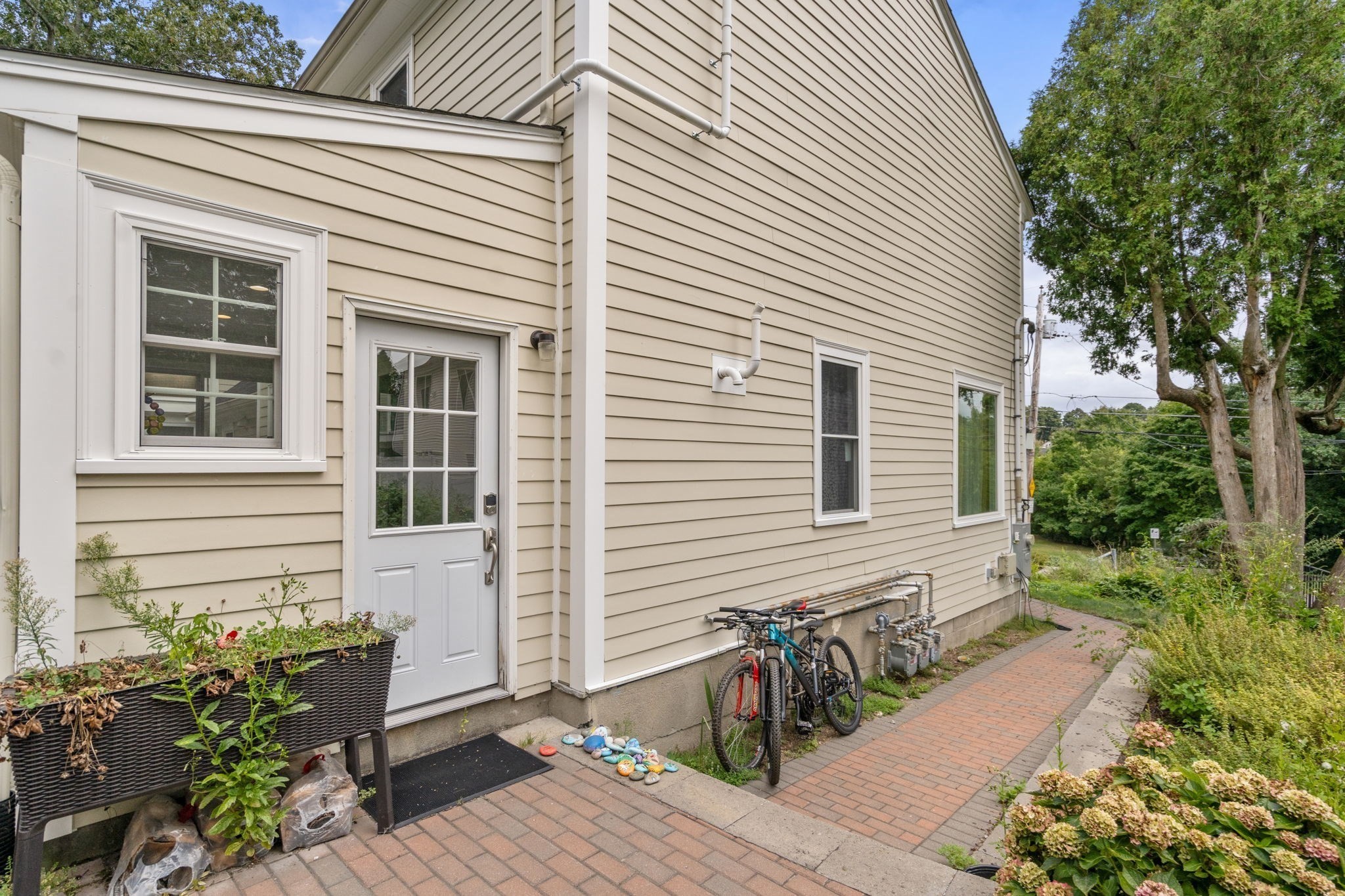 27 Hamilton Pl, Needham, MA 02494 - Image 38
