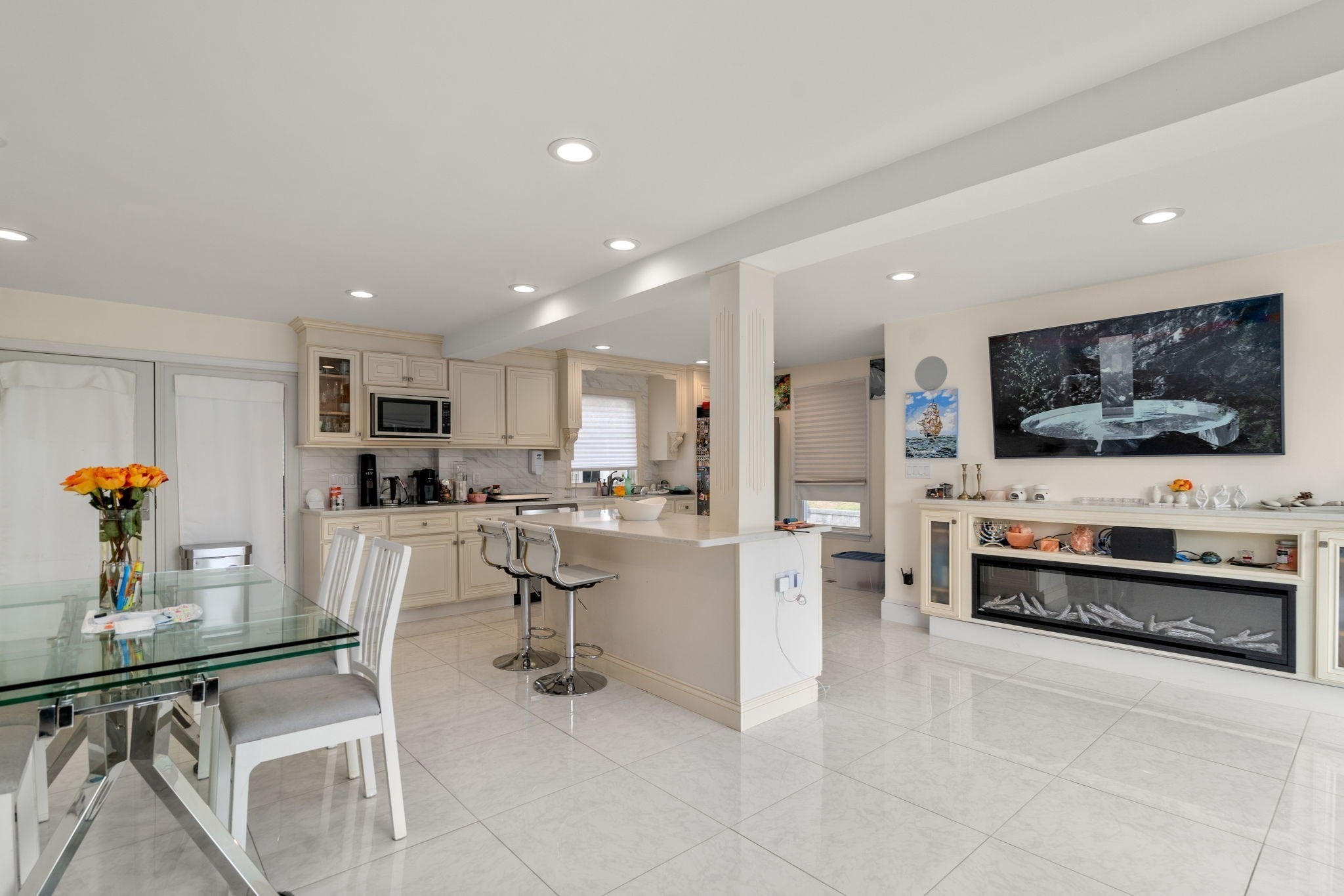 27 Hamilton Pl, Needham, MA 02494 - Image 7