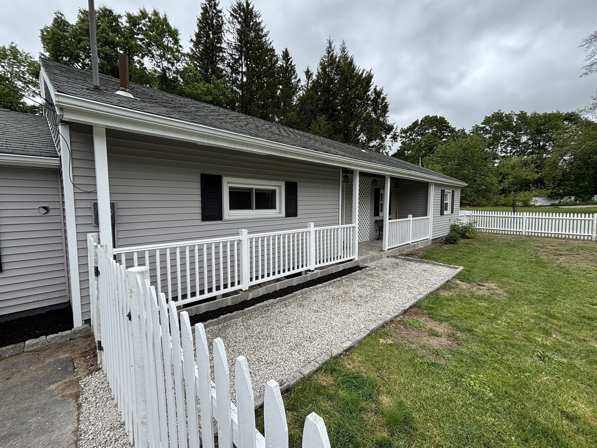 72 Charlton St, Oxford, MA 01540 - Image 2