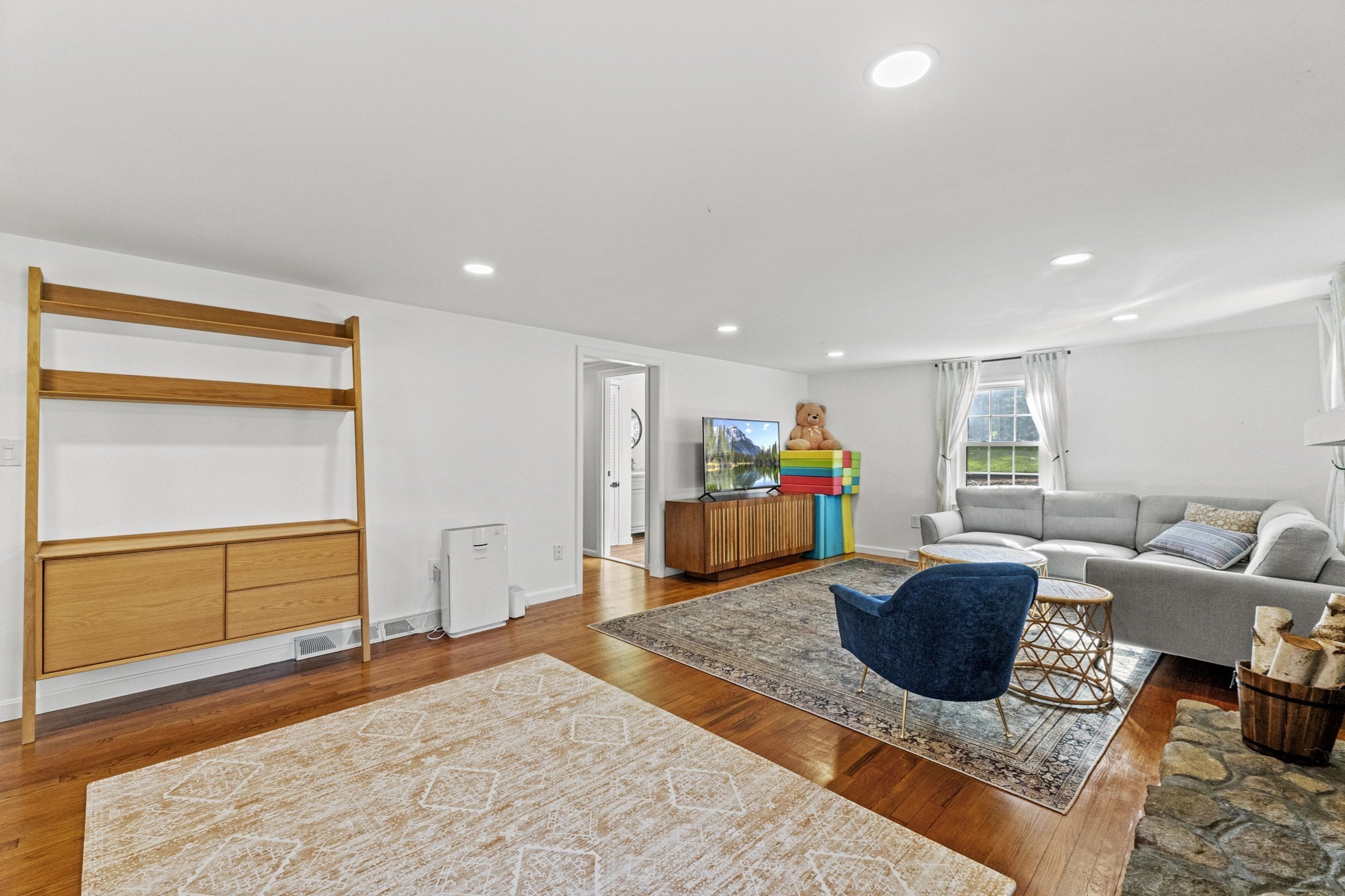 73 Butterworth Dr, Attleboro, MA 02703 - Image 4