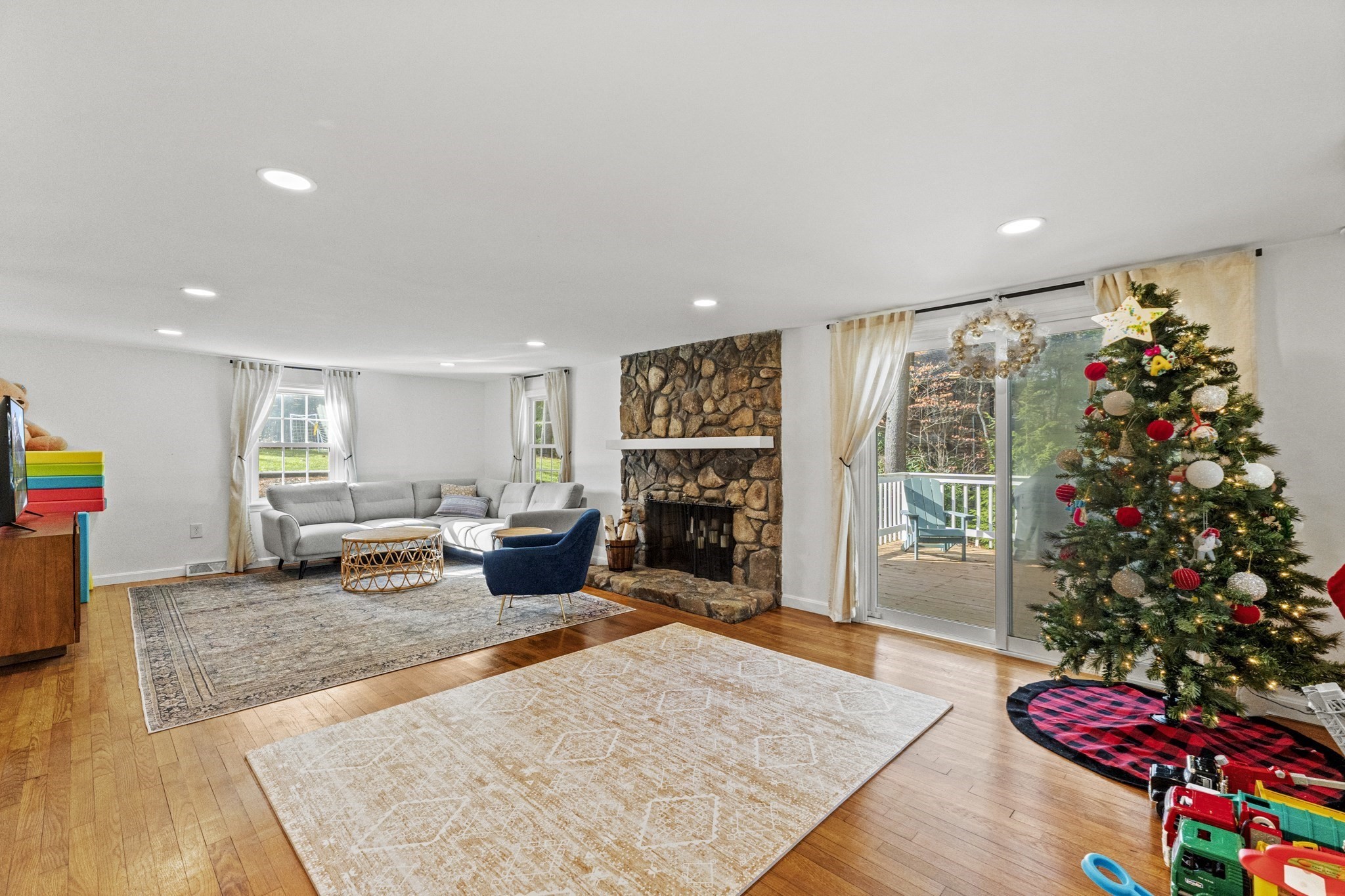 73 Butterworth Dr, Attleboro, MA 02703 - Image 5