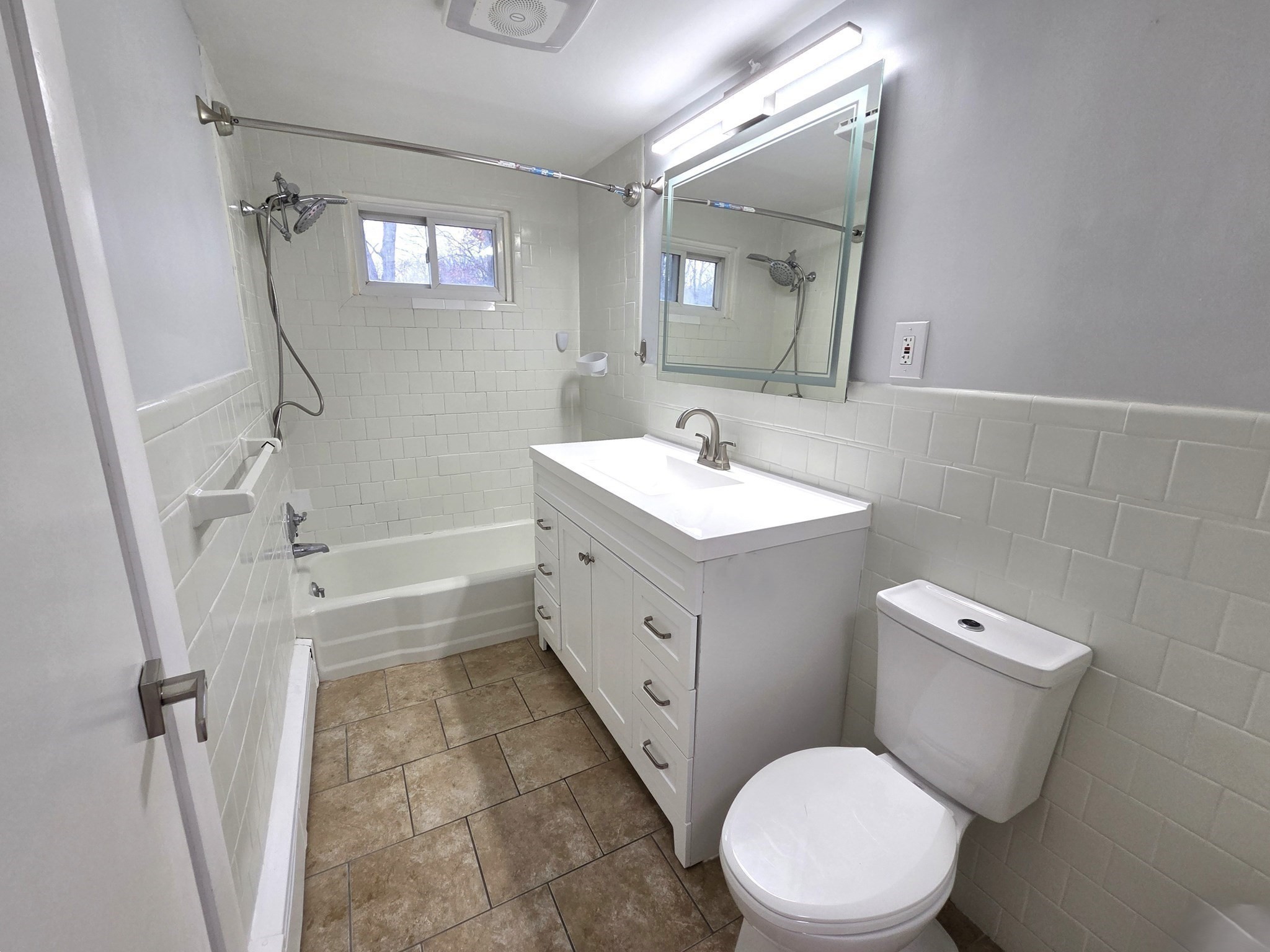 90 Pleasant St, Bellingham, MA 02019 - Image 21