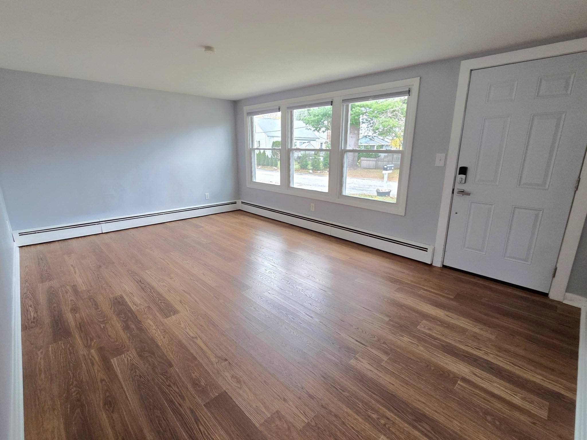 90 Pleasant St, Bellingham, MA 02019 - Image 4