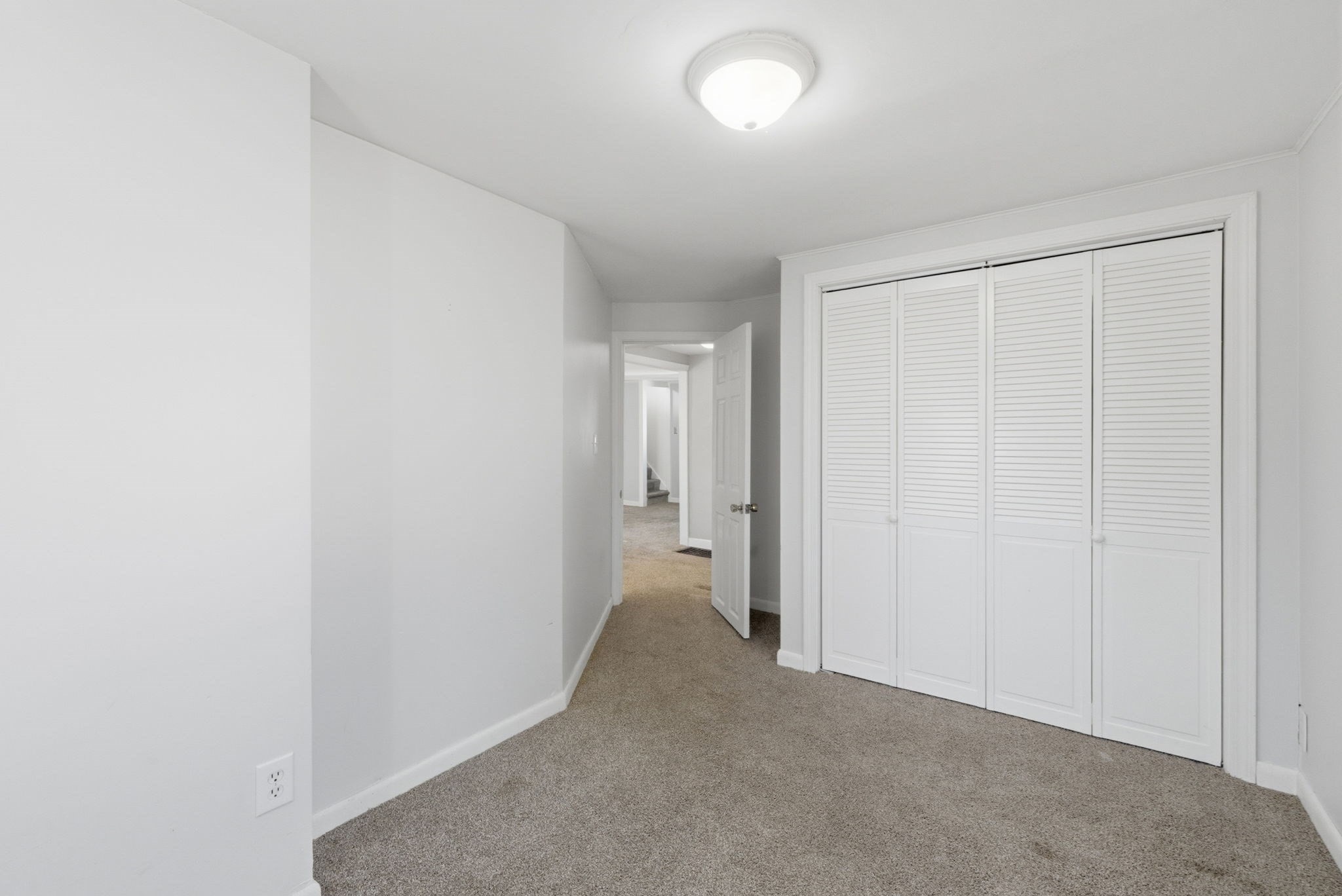 8 Pinehurst Avenue, Pembroke, MA 02359 - Image 29