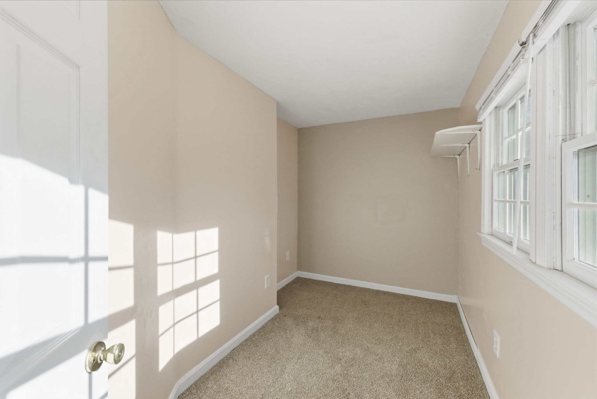 8 Pinehurst Avenue, Pembroke, MA 02359 - Image 33