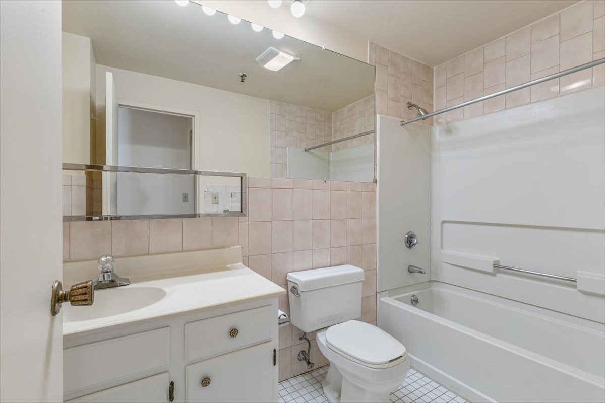 376 Ocean Ave Unit 709, Revere, MA 02151 - Image 18