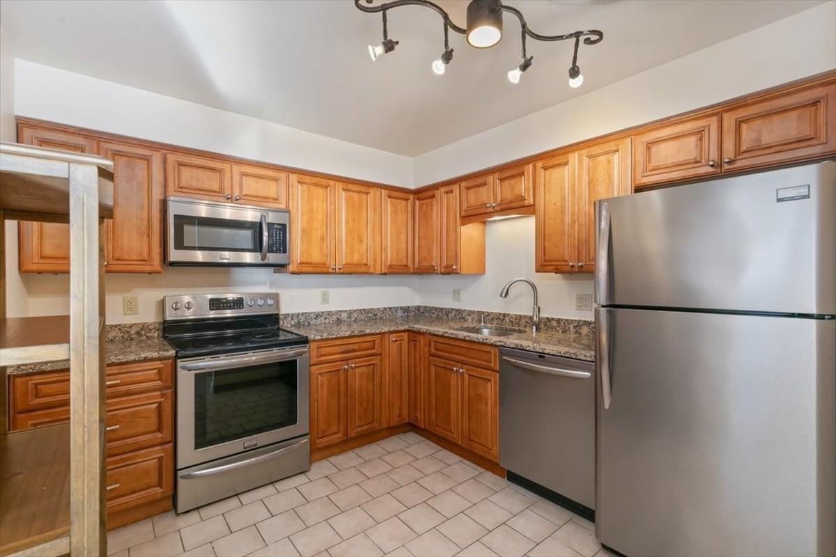 376 Ocean Ave Unit 709, Revere, MA 02151 - Image 5