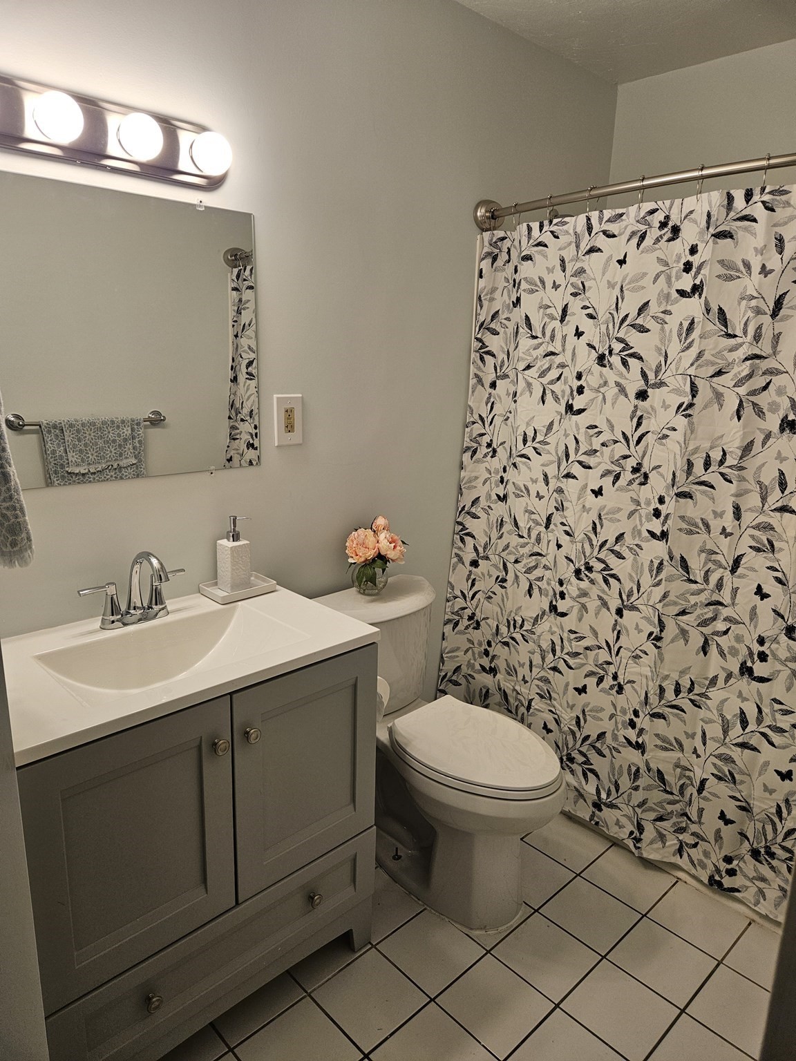 34 Thayer Pond Road Unit 8, Oxford, MA 01537 - Image 3