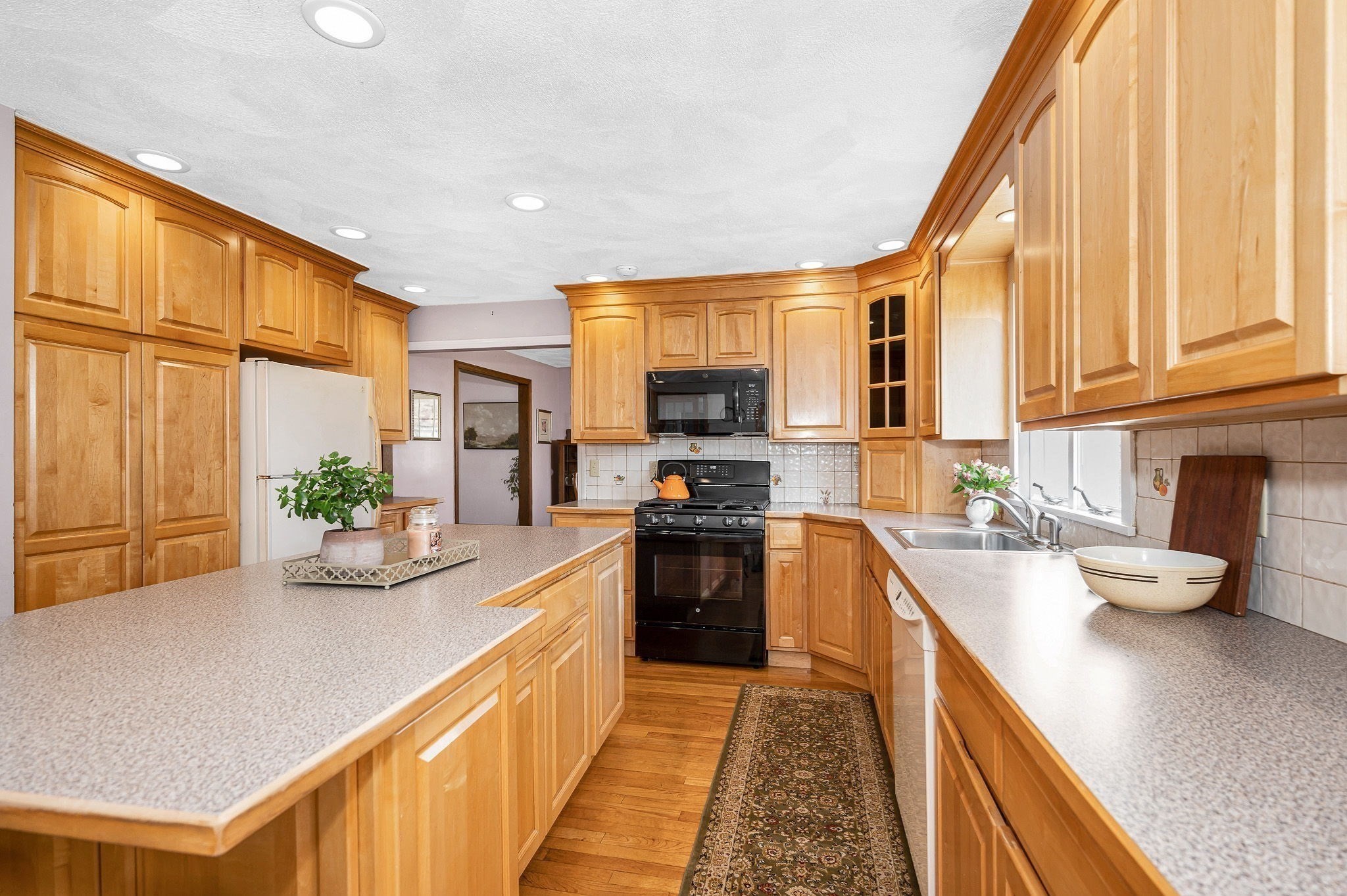 51 Kelly St, Haverhill, MA 01832 - Image 15