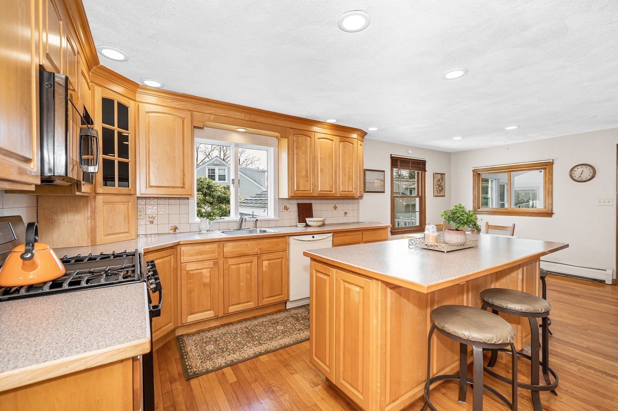 51 Kelly St, Haverhill, MA 01832 - Image 16