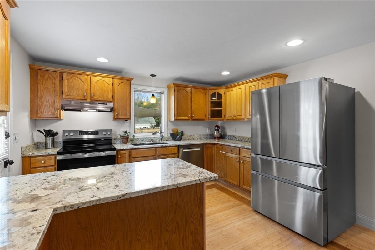 52 Baker St, Walpole, MA 02081 - Image 9