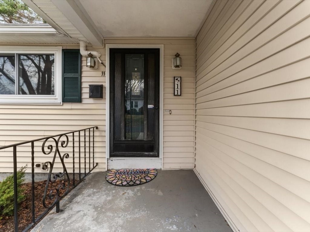 11 Benson Street, Worcester, MA 01604