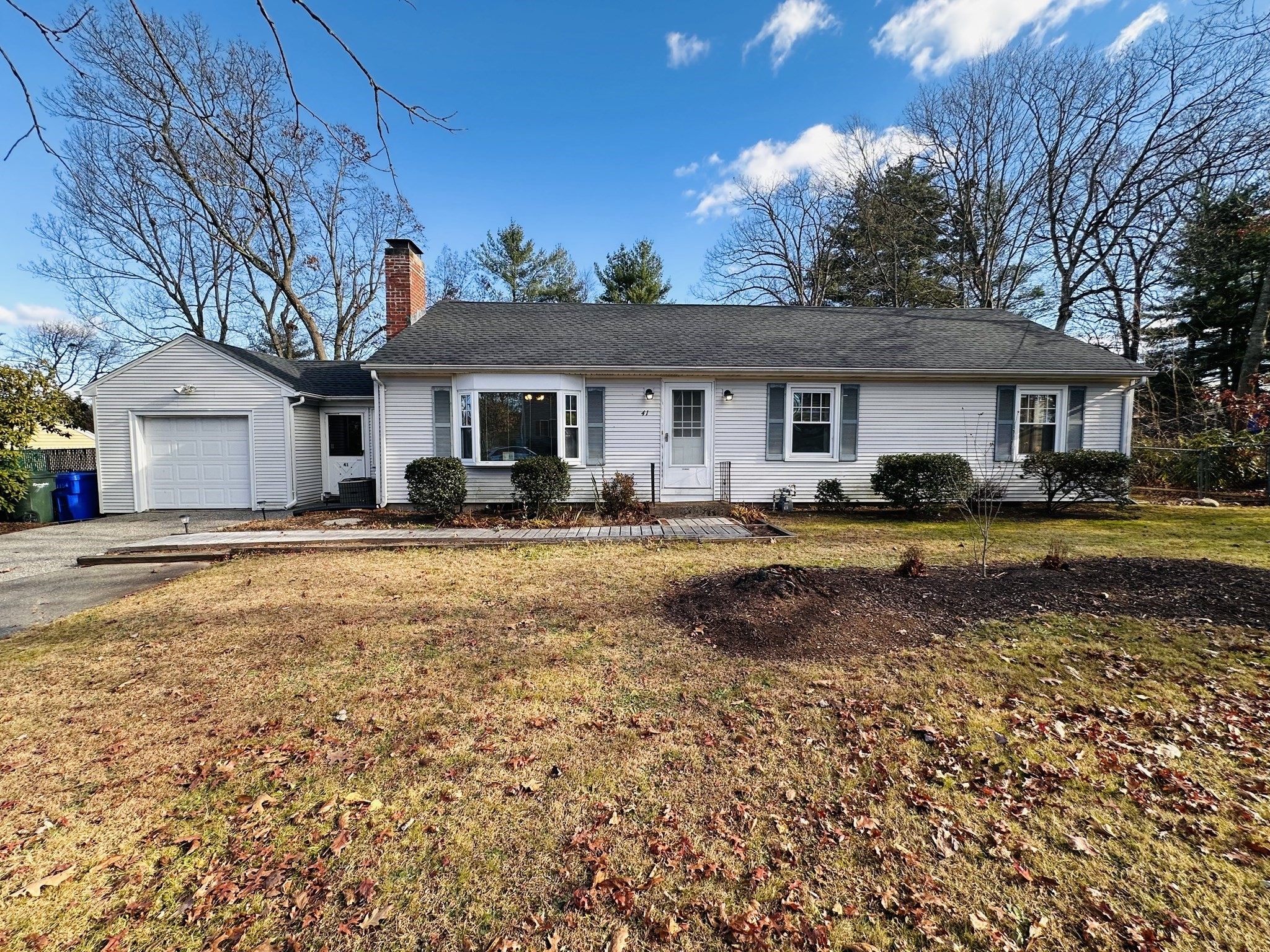 41 Kerry Dr, Springfield, MA 01118 - Image 2