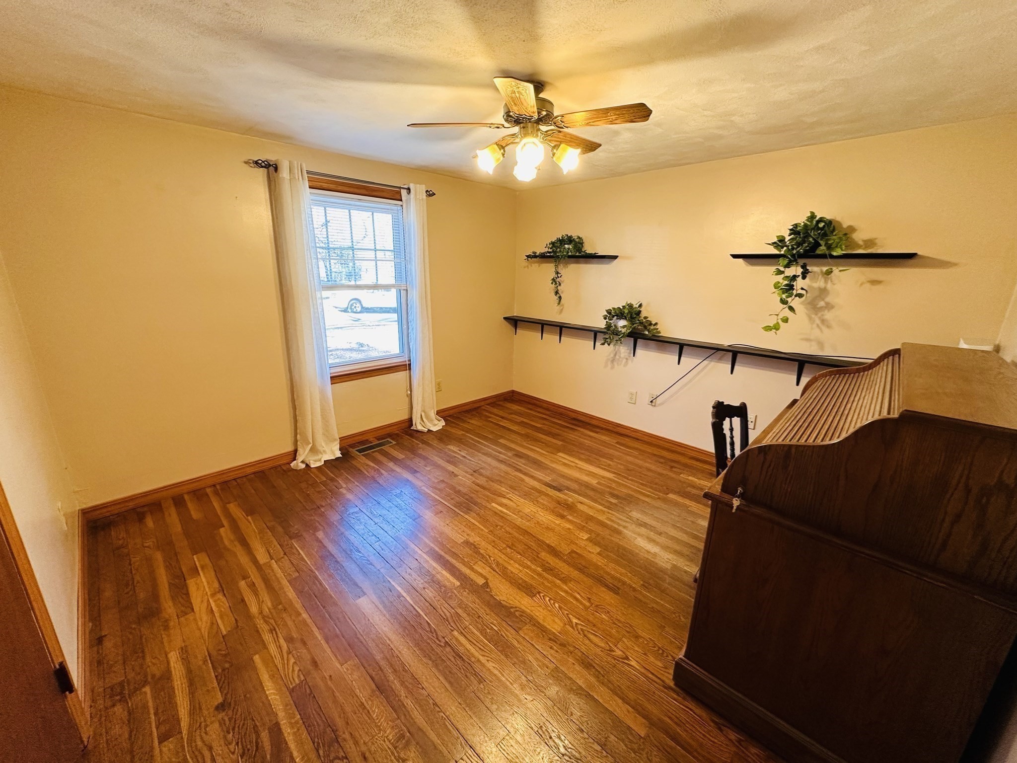 41 Kerry Dr, Springfield, MA 01118 - Image 14