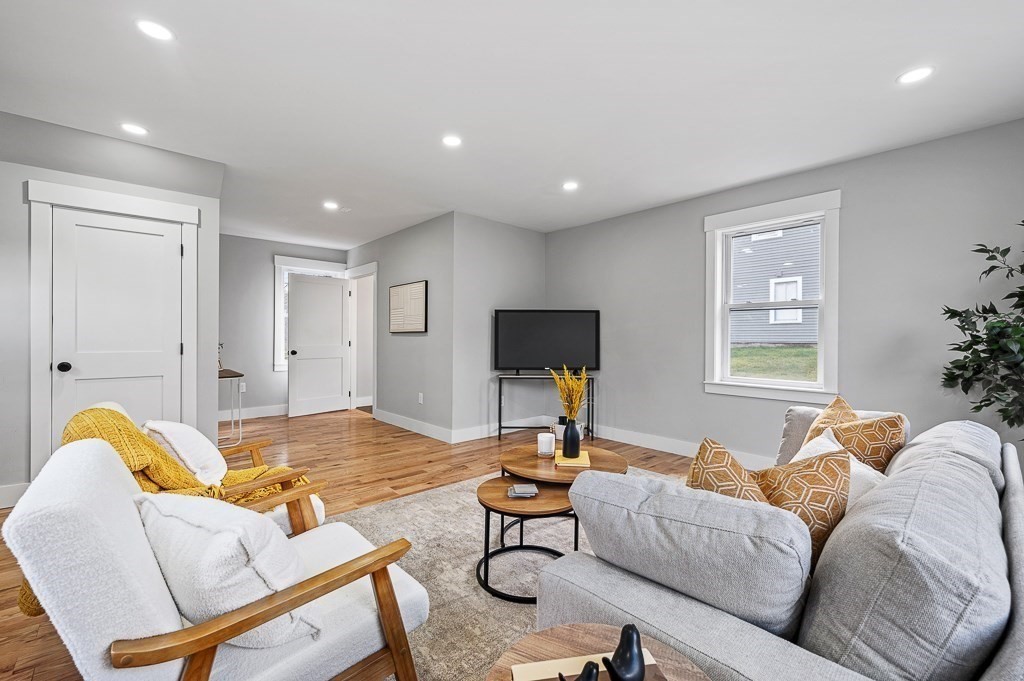 108 Paxton Rd, Spencer, MA 01562 - Image 9