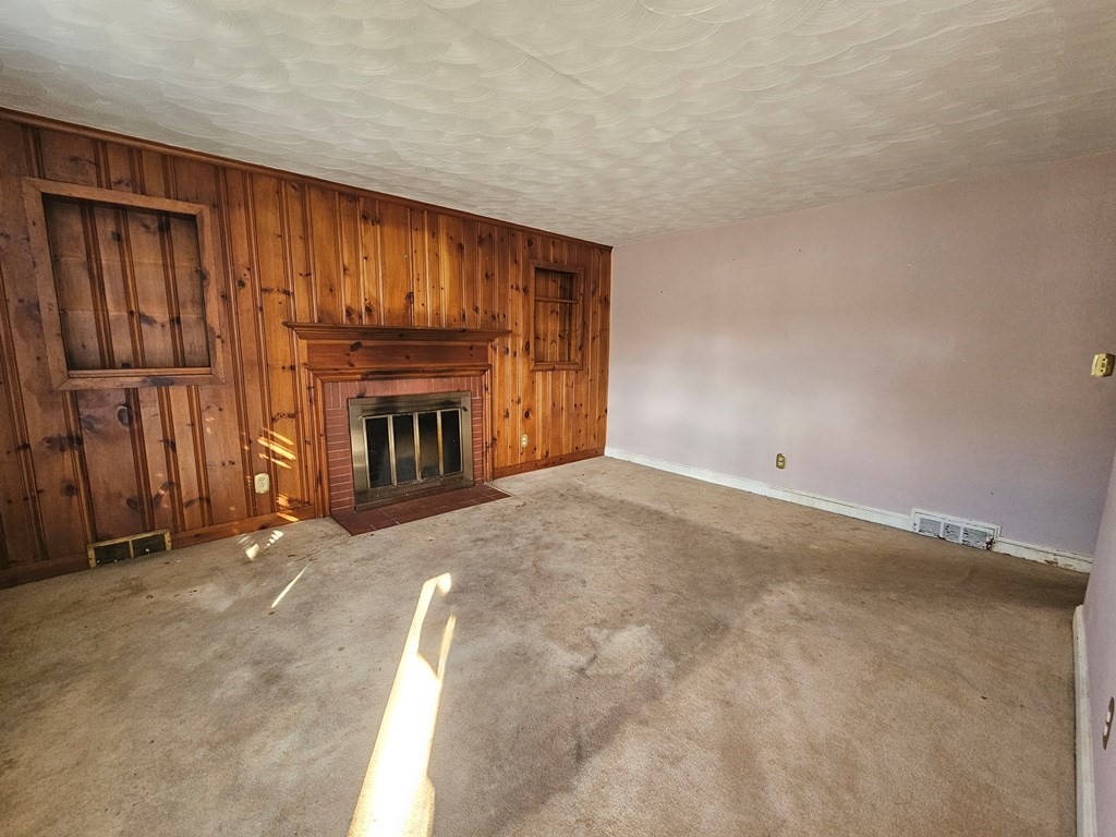 93 Cooper St, Springfield, MA 01108 - Image 4