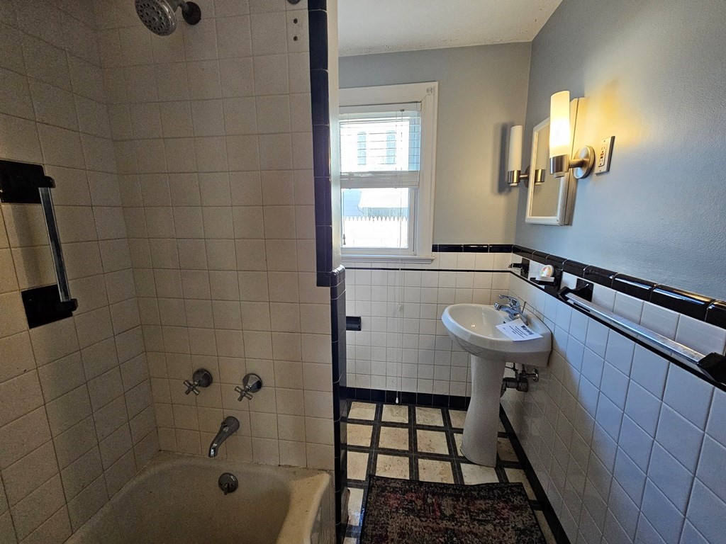 93 Cooper St, Springfield, MA 01108 - Image 7