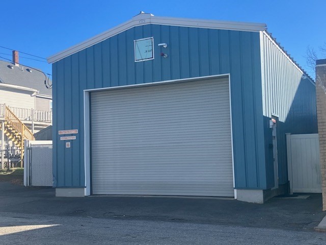 17 Meadow St, Salem, MA 01970 - Image 1